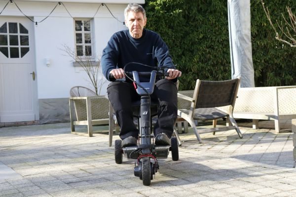 Quelles solutions de financement pour les aides à la mobilité des seniors ?